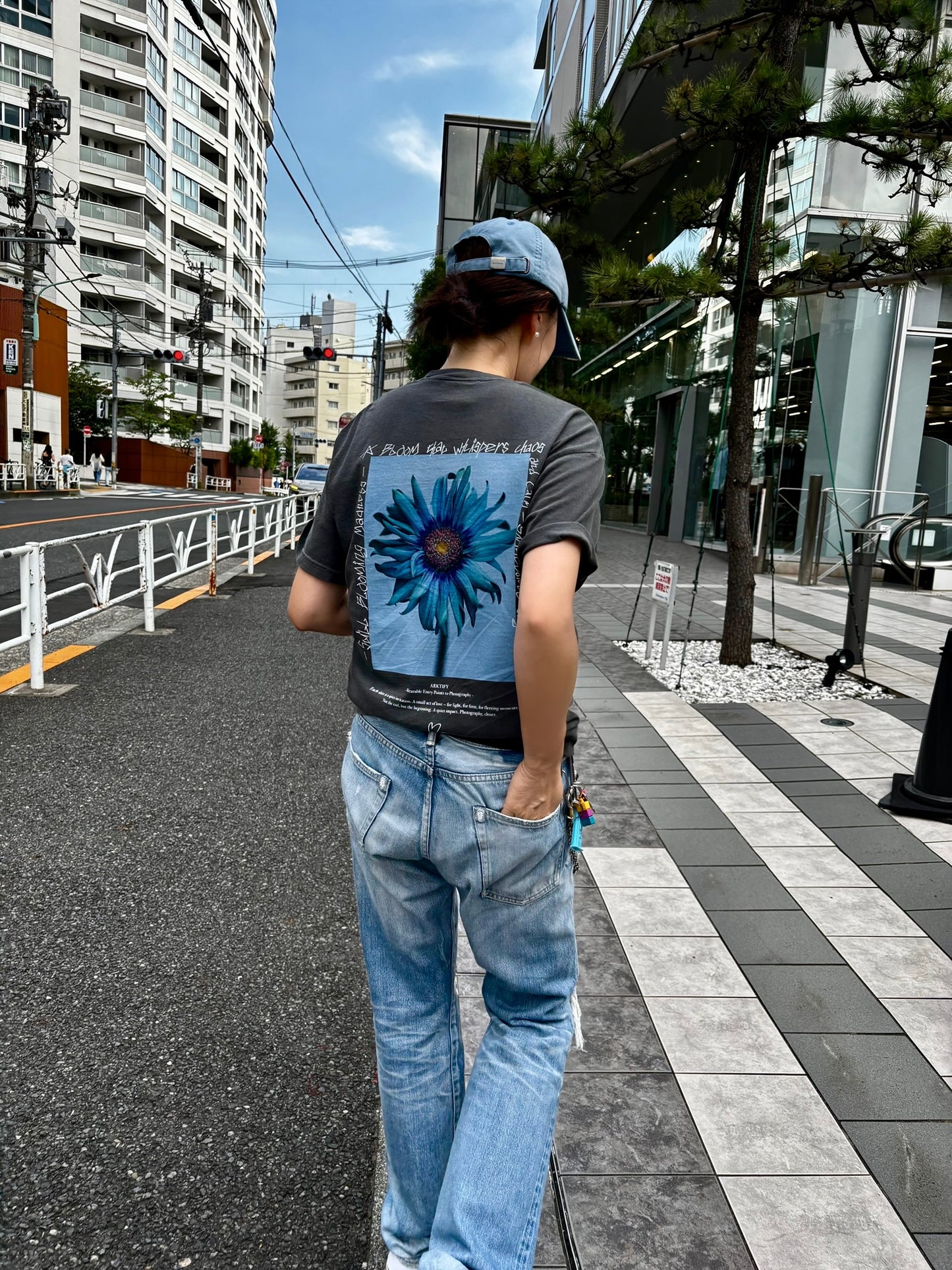 8/22発売　Still Blooming Madness - GRAY